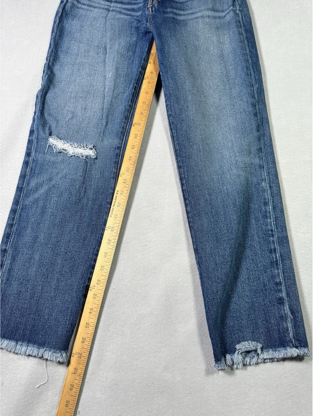 Joe's Jeans The Honor High Rise Vintage Straight Crop Kehlan Distressed Size 28 - Picture 4 of 9